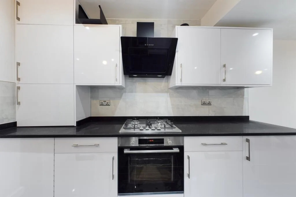 3 bedroom semi-detached house for rent