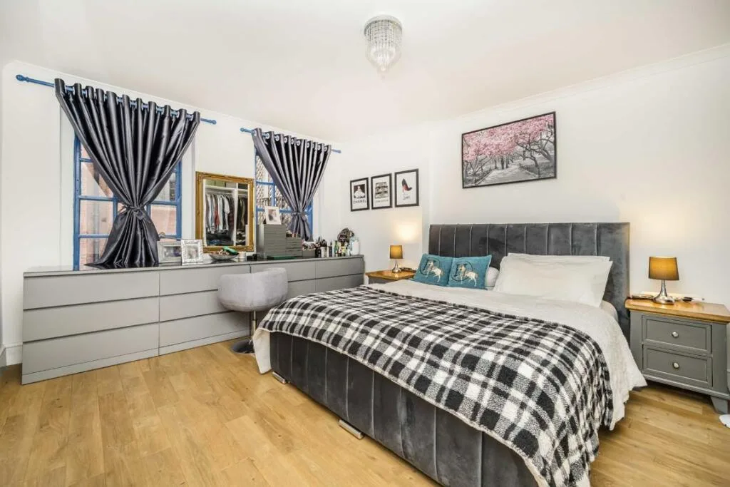 5 bedroom house for rent
