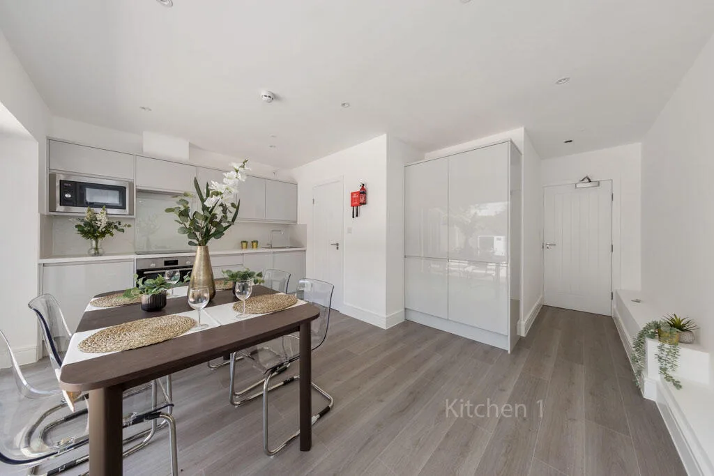 1 bedroom house share for rent