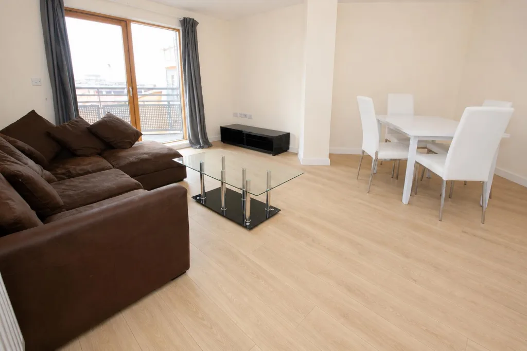 2 bedroom flat for rent