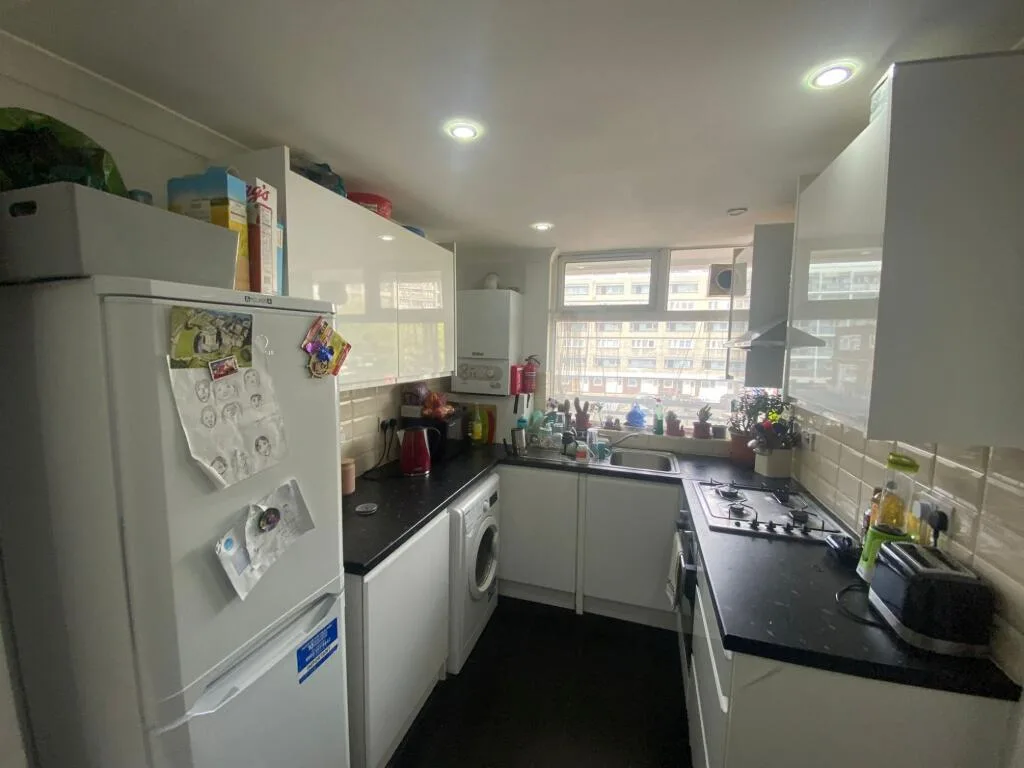 3 bedroom flat for rent