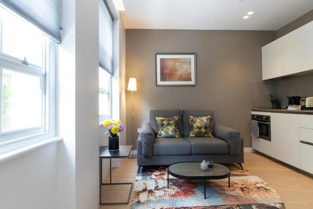 1 bedroom detached house for rent