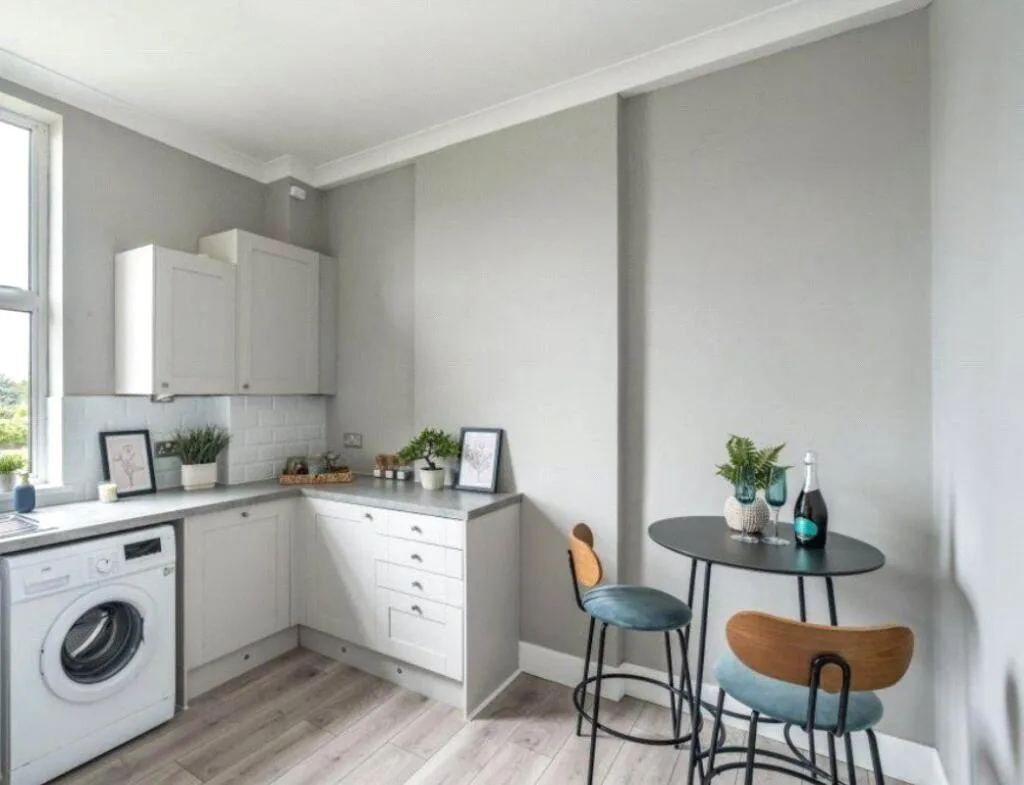 2 bedroom house for rent
