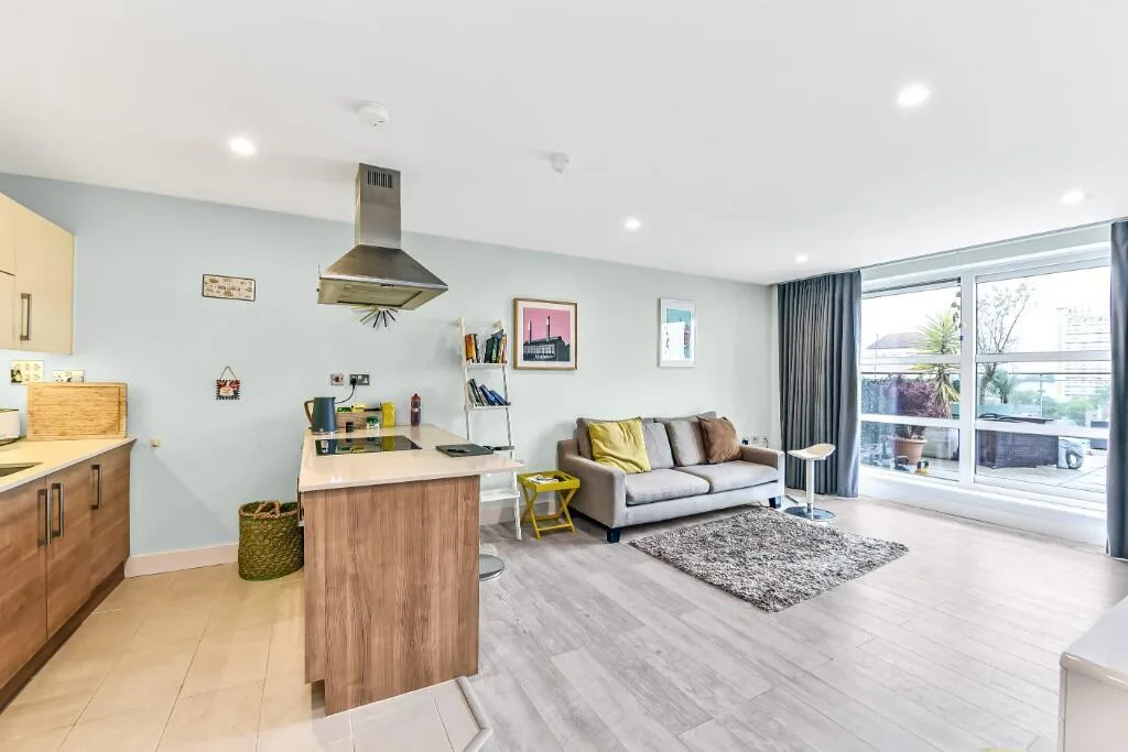 2 bedroom apartment for rent