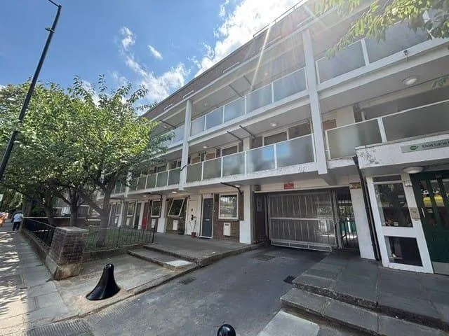 1 bedroom block of apartments for rent
