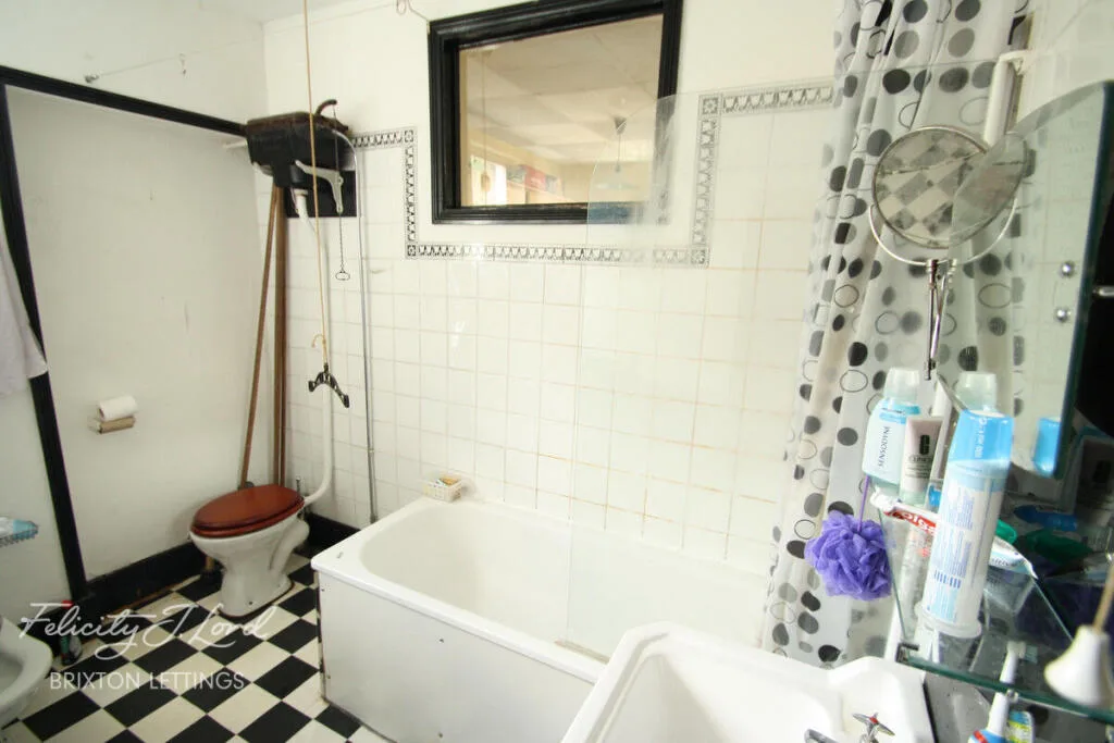 3 bedroom flat for rent