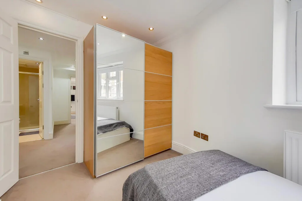 2 bedroom flat for rent