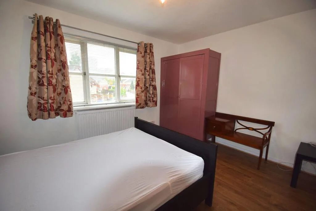 2 bedroom semi-detached house for rent