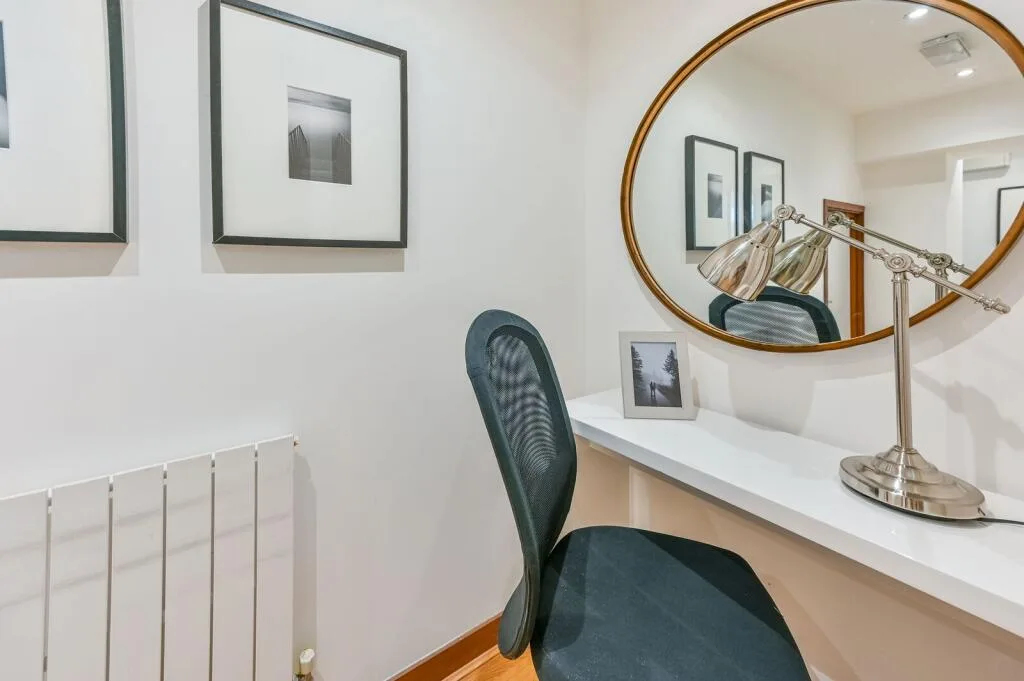 2 bedroom maisonette for rent