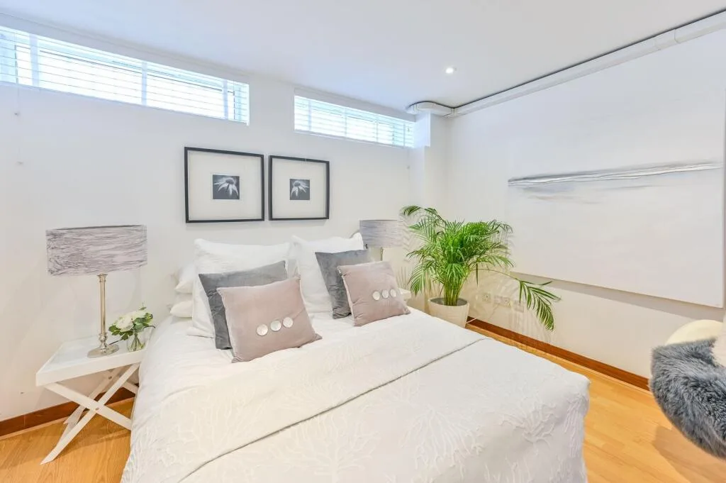 2 bedroom maisonette for rent