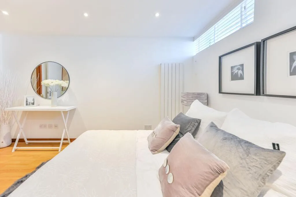 2 bedroom maisonette for rent