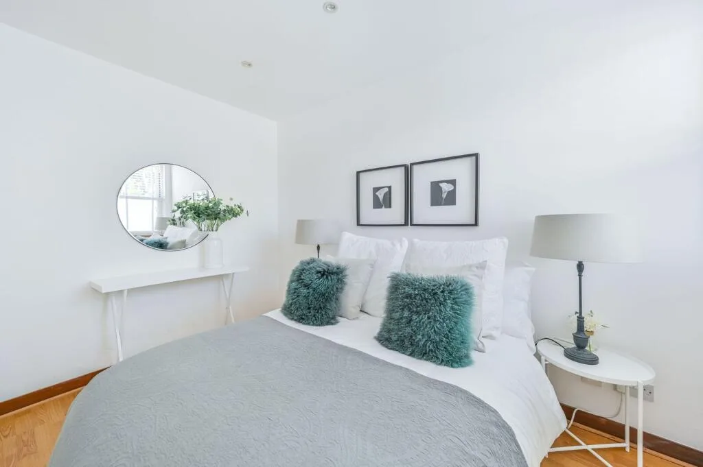 2 bedroom maisonette for rent