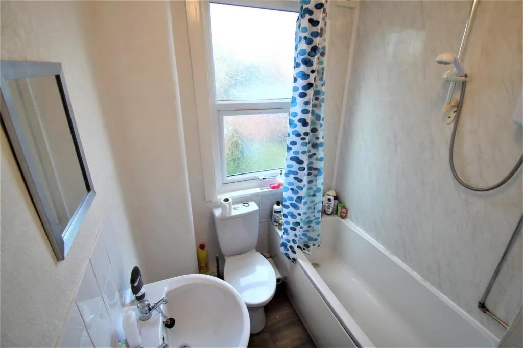4 bedroom terraced house for rent