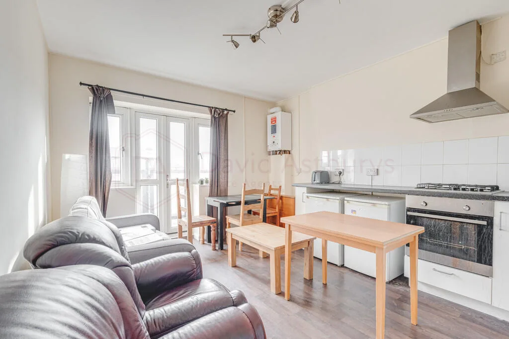 3 bedroom flat for rent