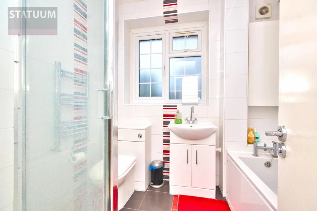4 bedroom town house for rent