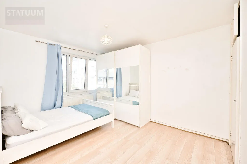 4 bedroom town house for rent