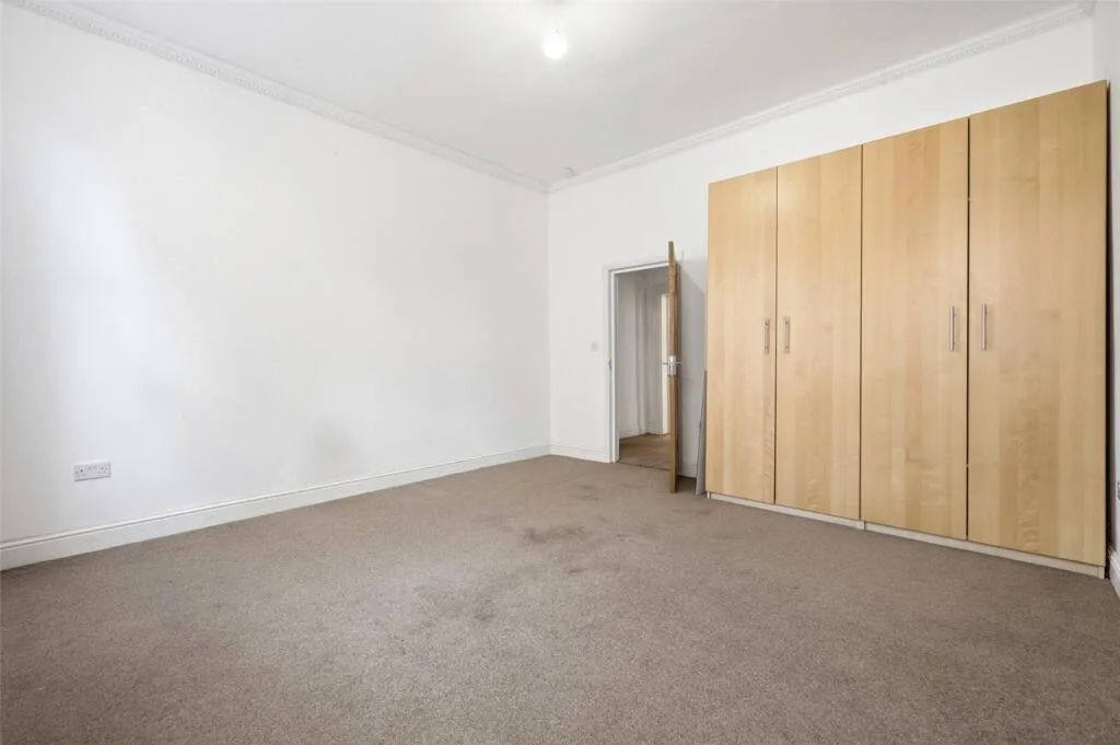 4 bedroom apartment for rent