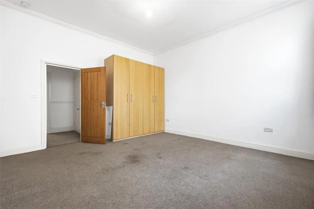 4 bedroom apartment for rent