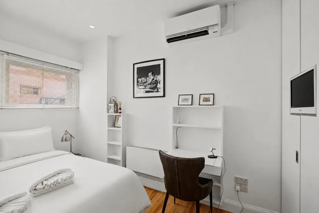 5 bedroom mews property for rent
