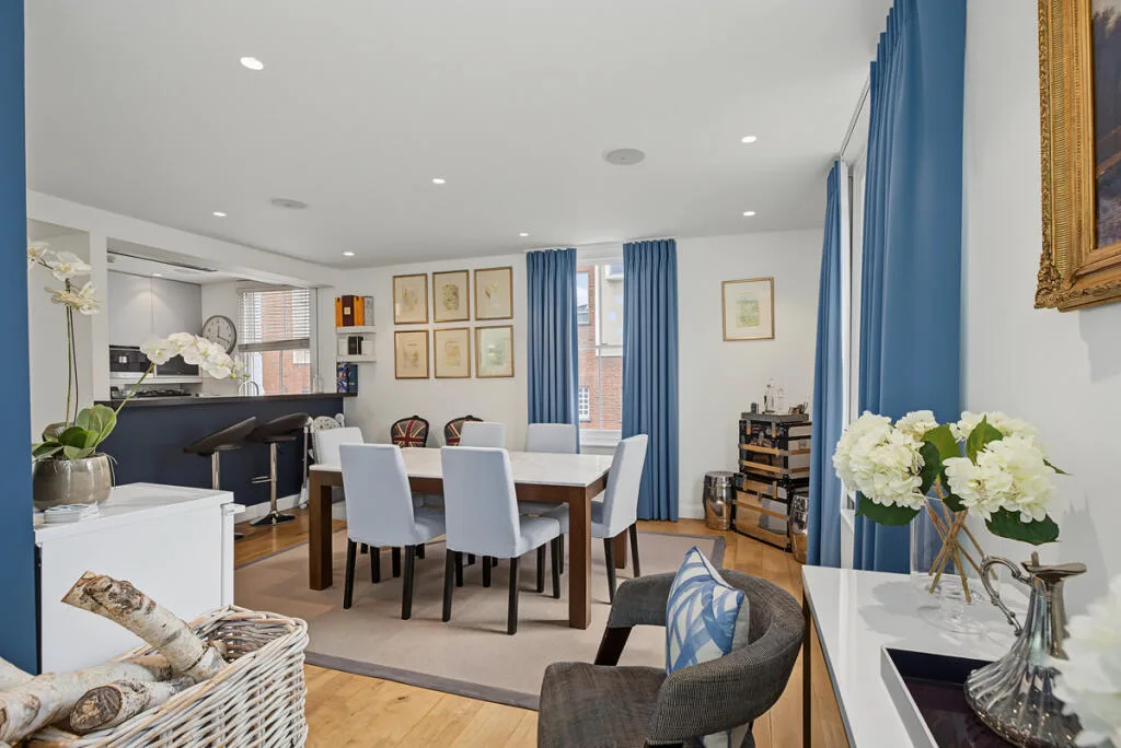5 bedroom mews property for rent