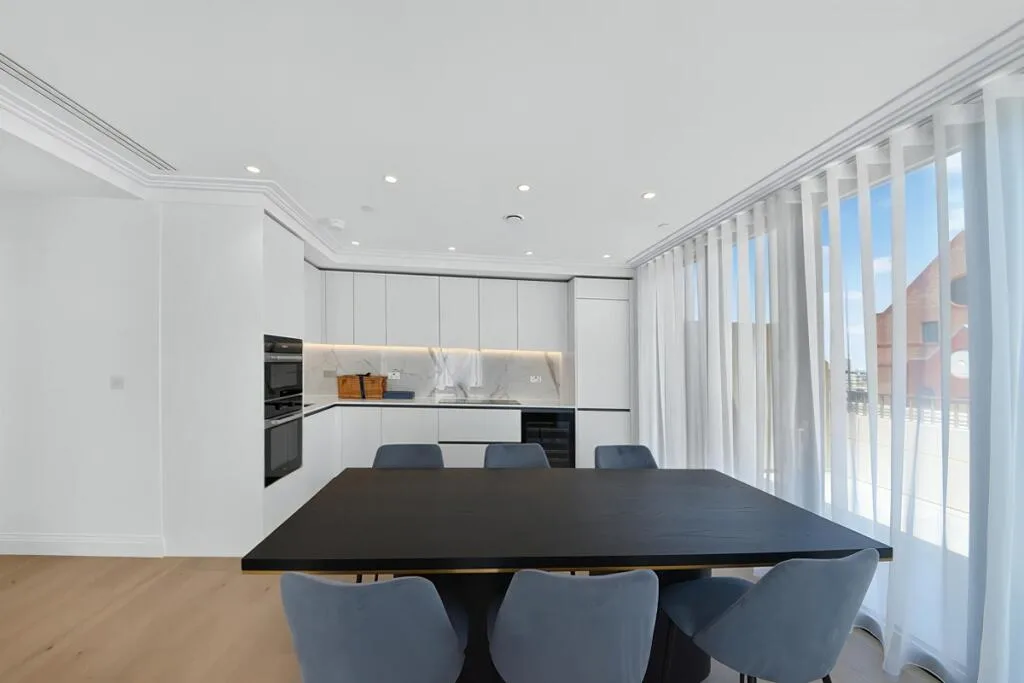 3 bedroom flat for rent