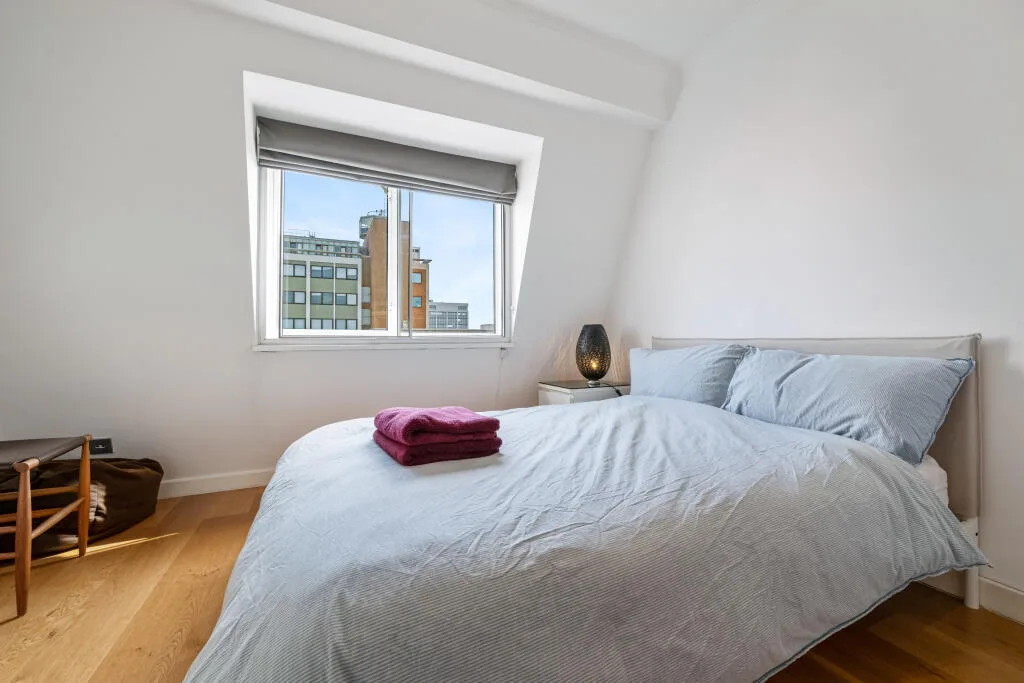 2 bedroom penthouse for rent
