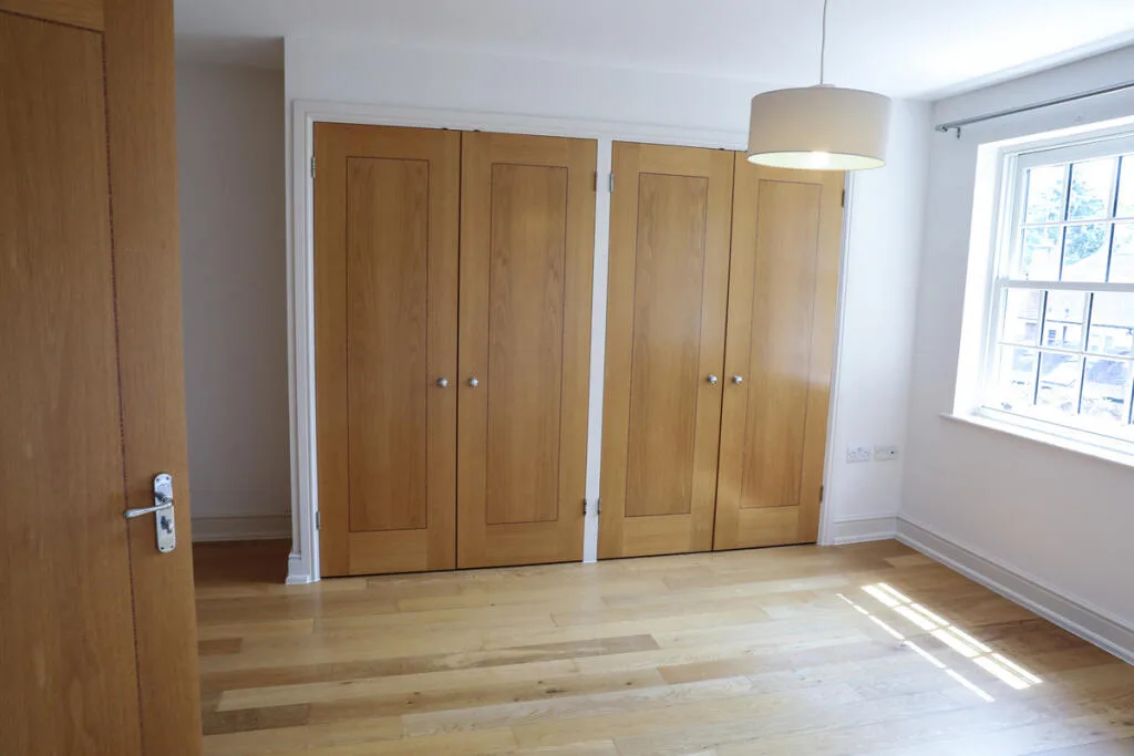 5 bedroom detached house for rent