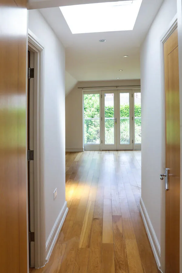 5 bedroom detached house for rent