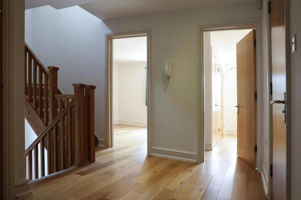 5 bedroom detached house for rent