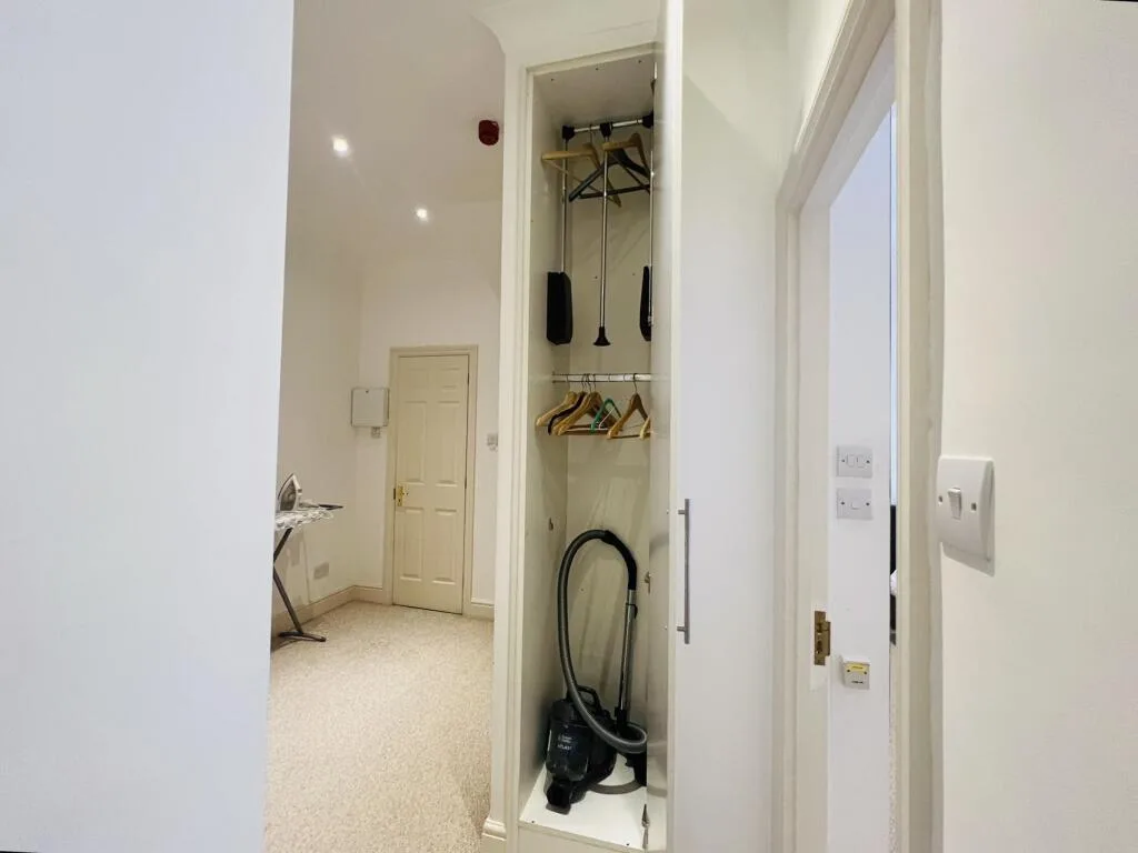 2 bedroom house for rent