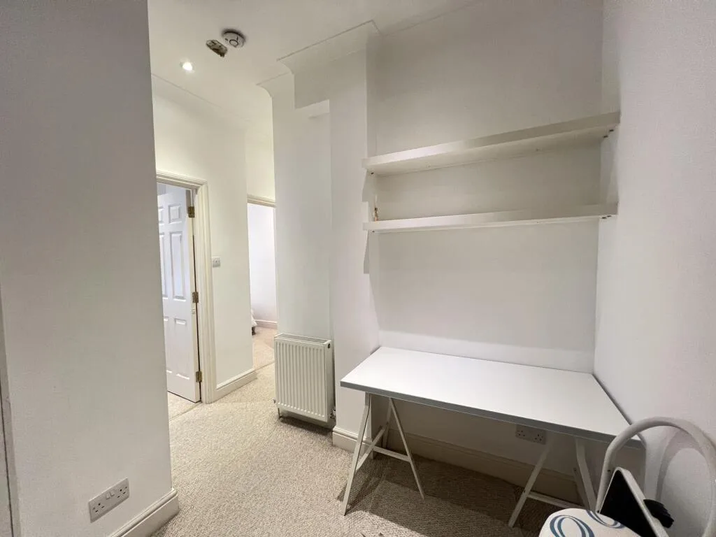 2 bedroom house for rent