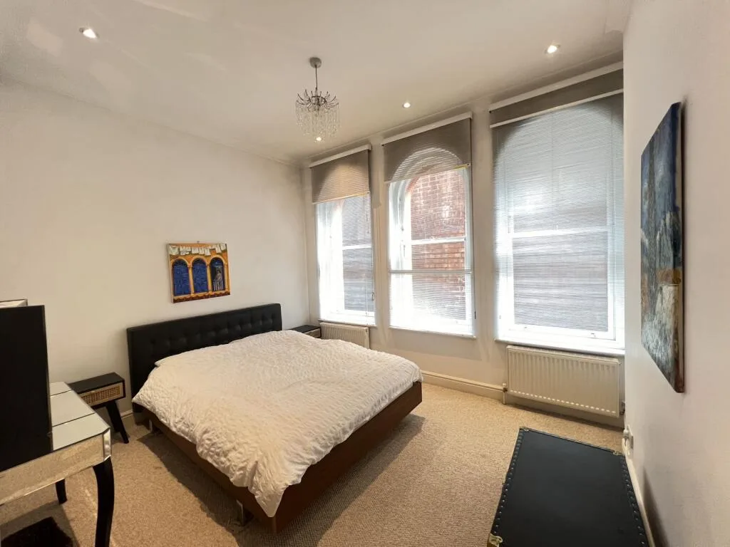 2 bedroom house for rent