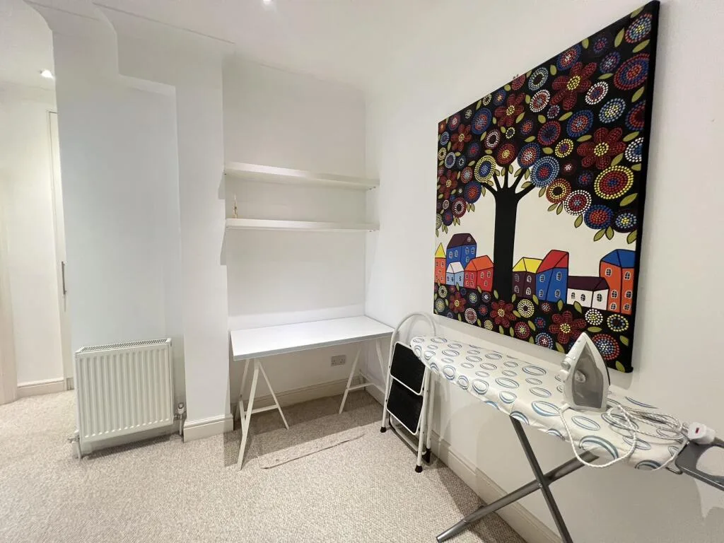 2 bedroom house for rent