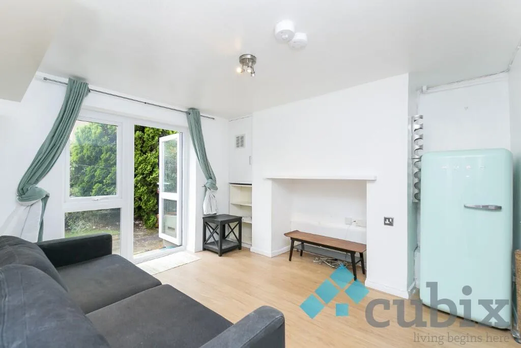 1 bedroom ground floor flat for rent