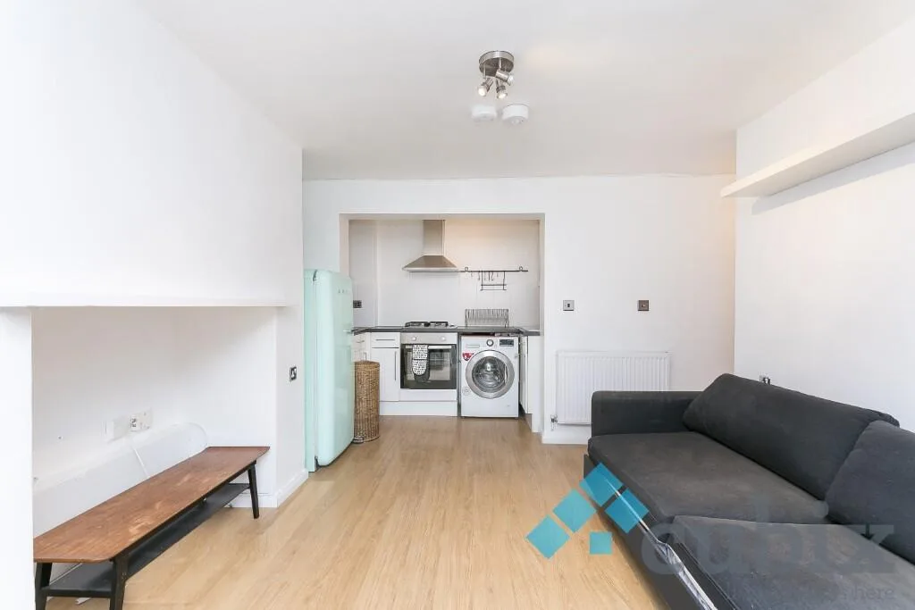 1 bedroom ground floor flat for rent