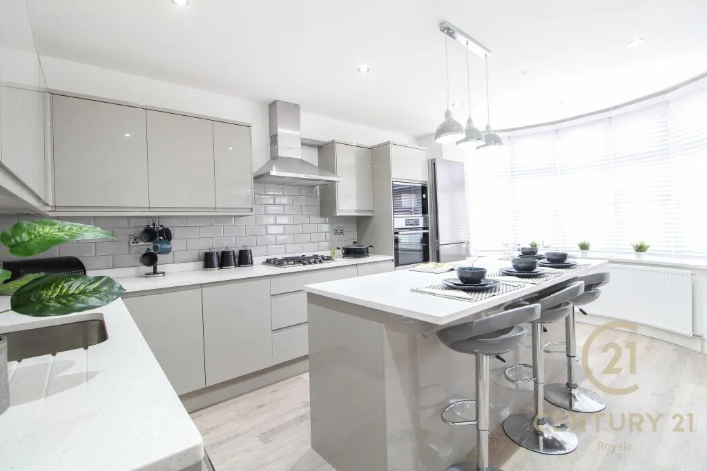 1 bedroom house share for rent