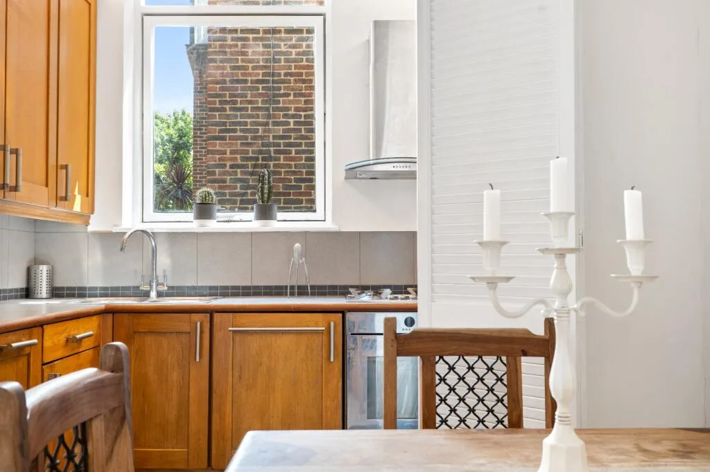 2 bedroom end of terrace house for rent