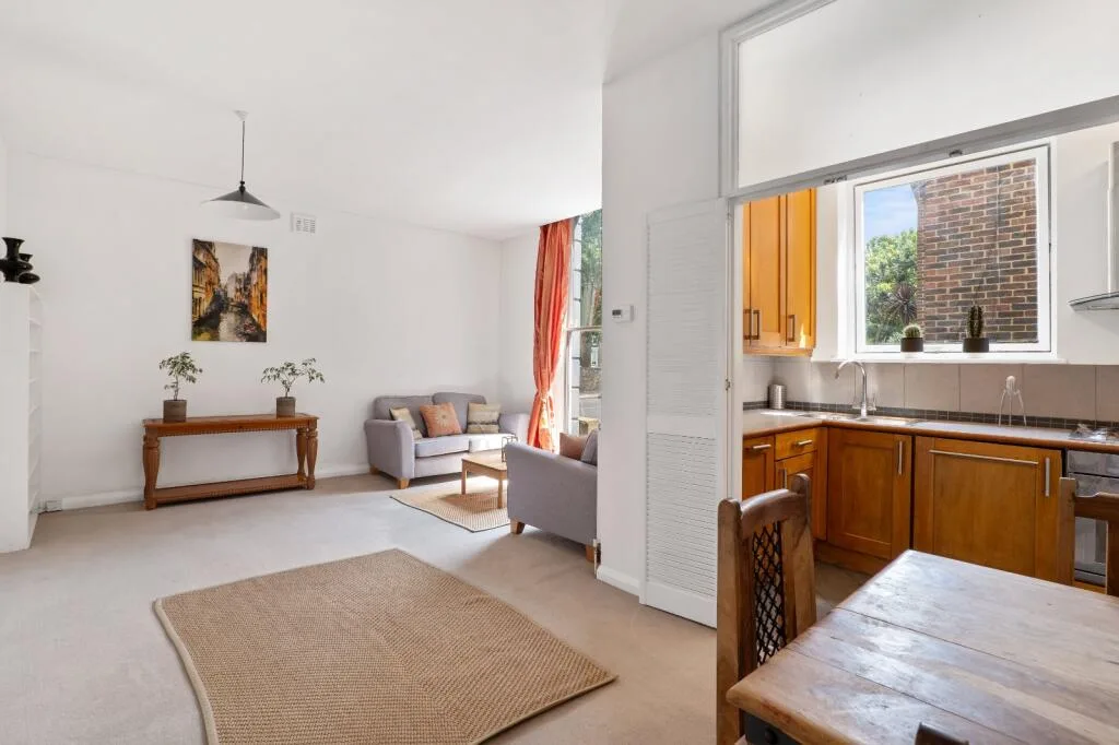 2 bedroom end of terrace house for rent