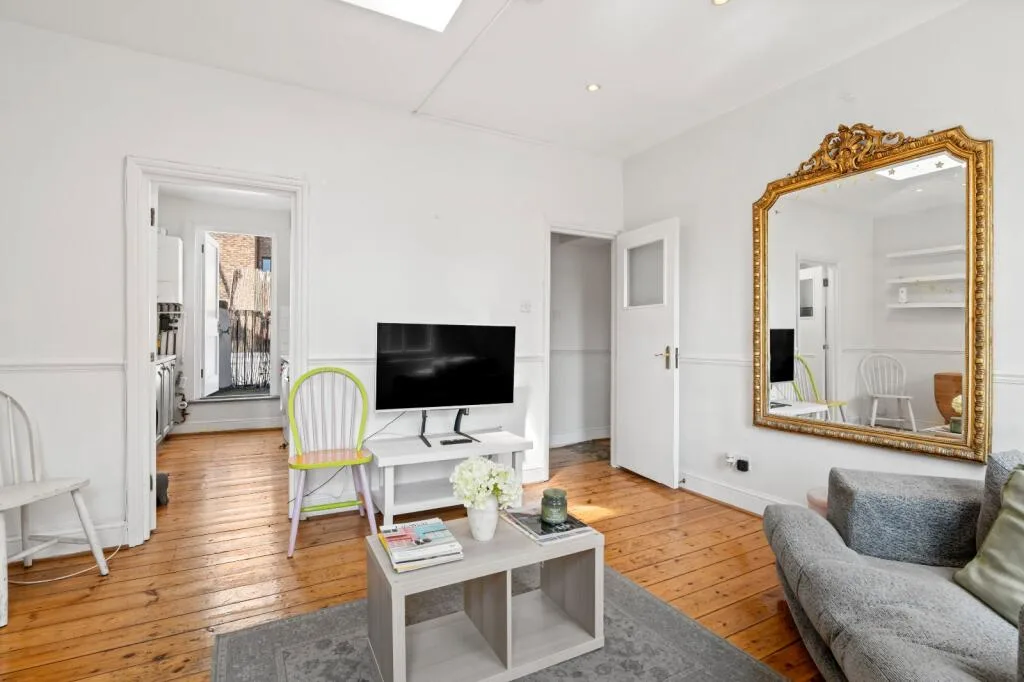 2 bedroom flat for rent