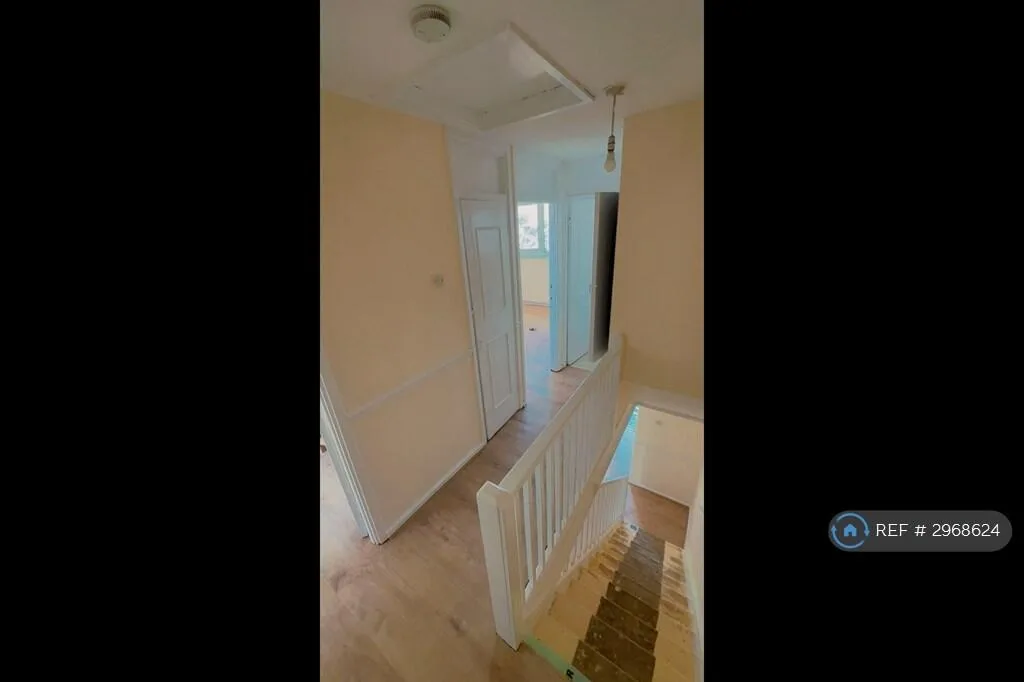 2 bedroom maisonette for rent