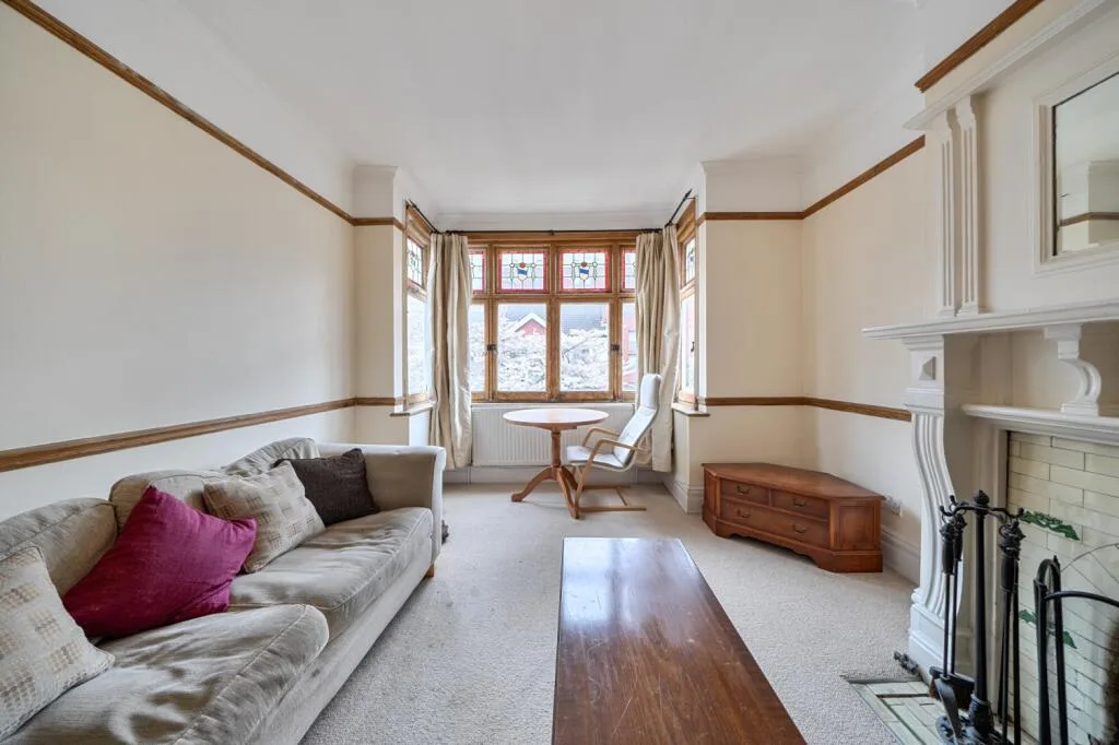 4 bedroom flat for rent
