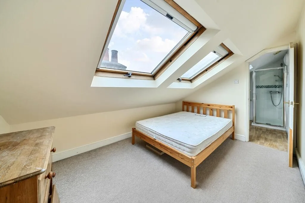 4 bedroom flat for rent