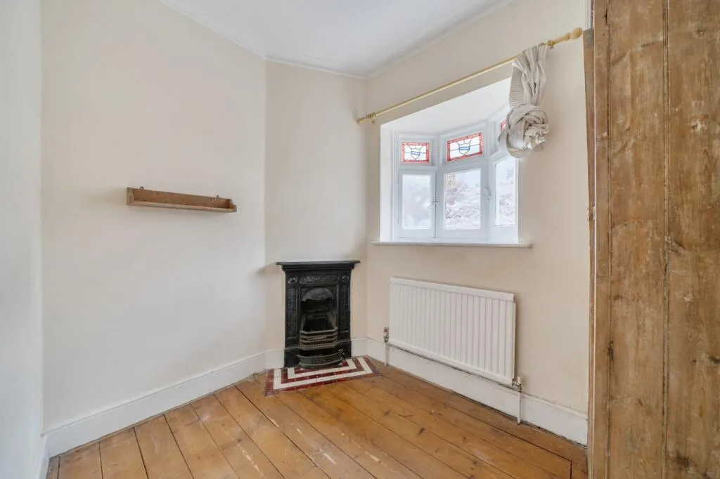 4 bedroom flat for rent