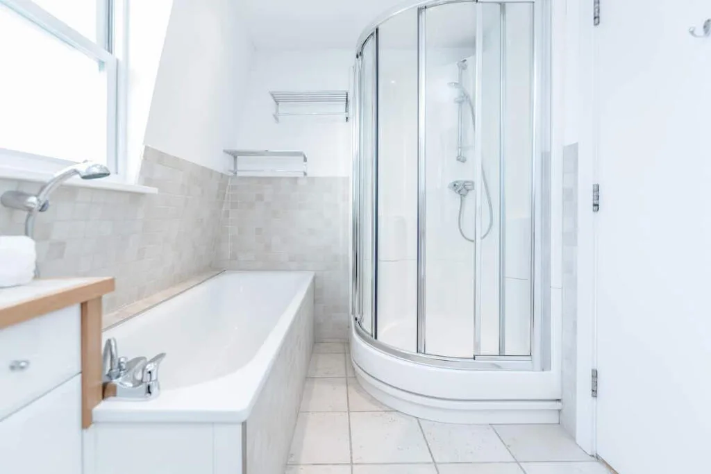 1 bedroom town house for rent