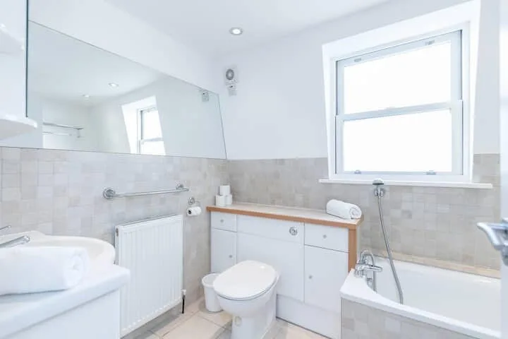 1 bedroom town house for rent