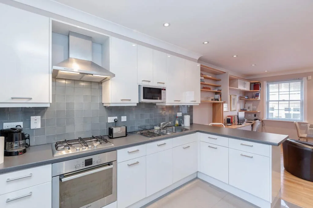 1 bedroom town house for rent