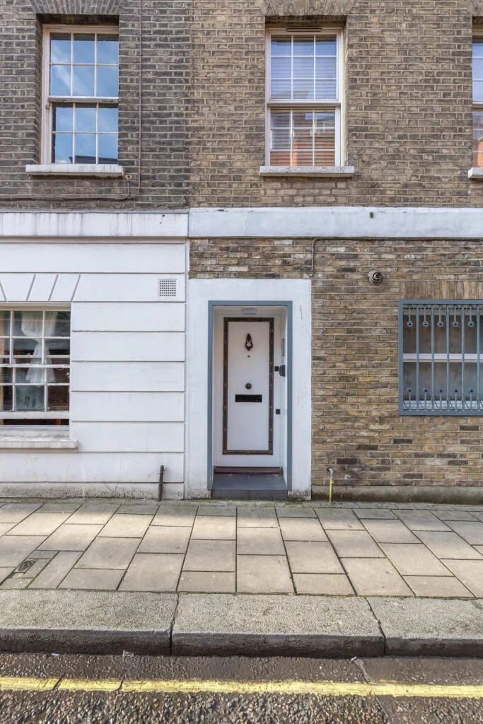 1 bedroom town house for rent