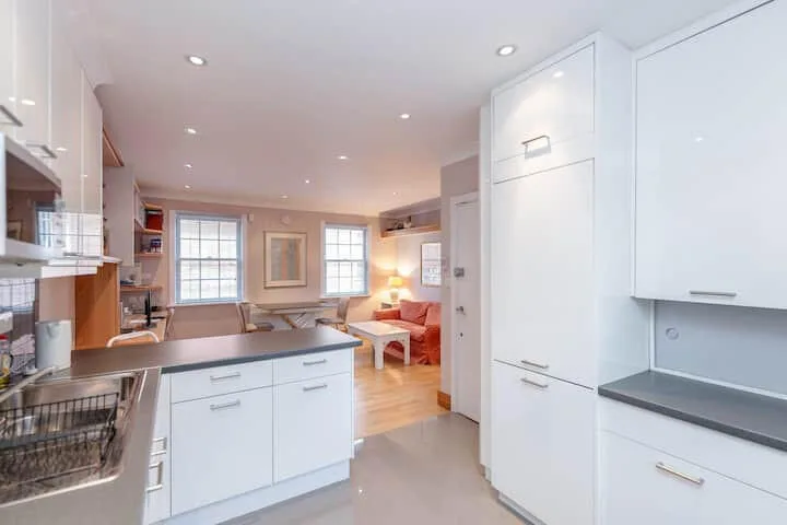 1 bedroom town house for rent