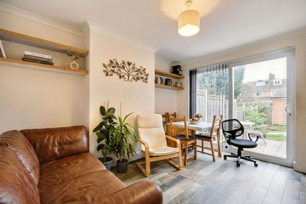 1 bedroom semi-detached house for rent