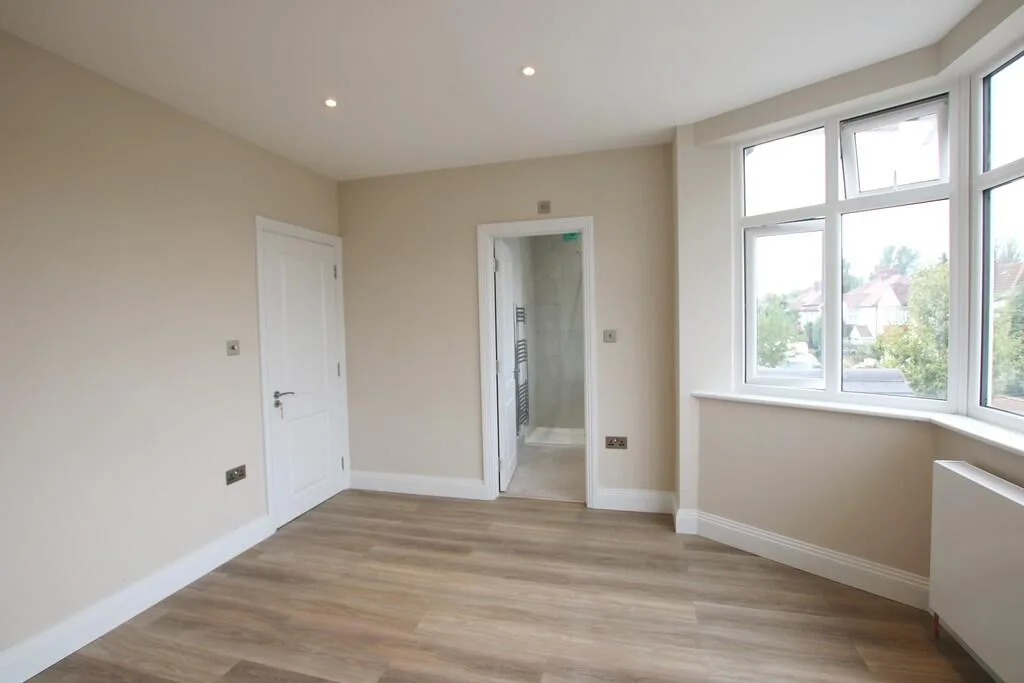 2 bedroom flat share for rent